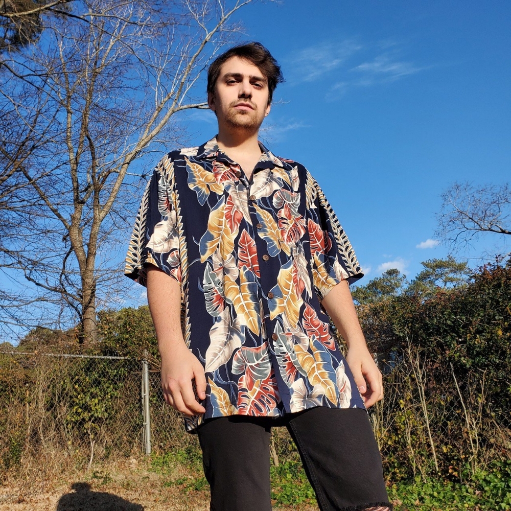 Authentic Hawaiian Shirt by Hilo Hattie